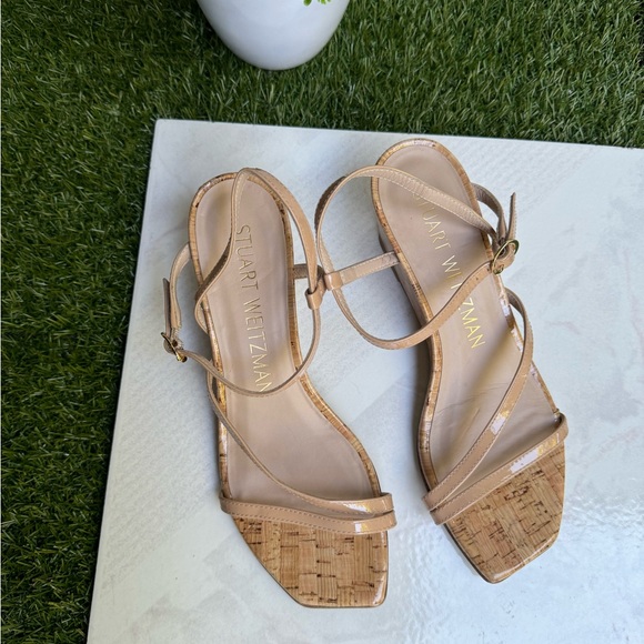 Stuart Weitzman
Oasis 50MM Leather Wedge Sandalsa size 7 Adobe (Nude) Cork - Picture 5 of 13